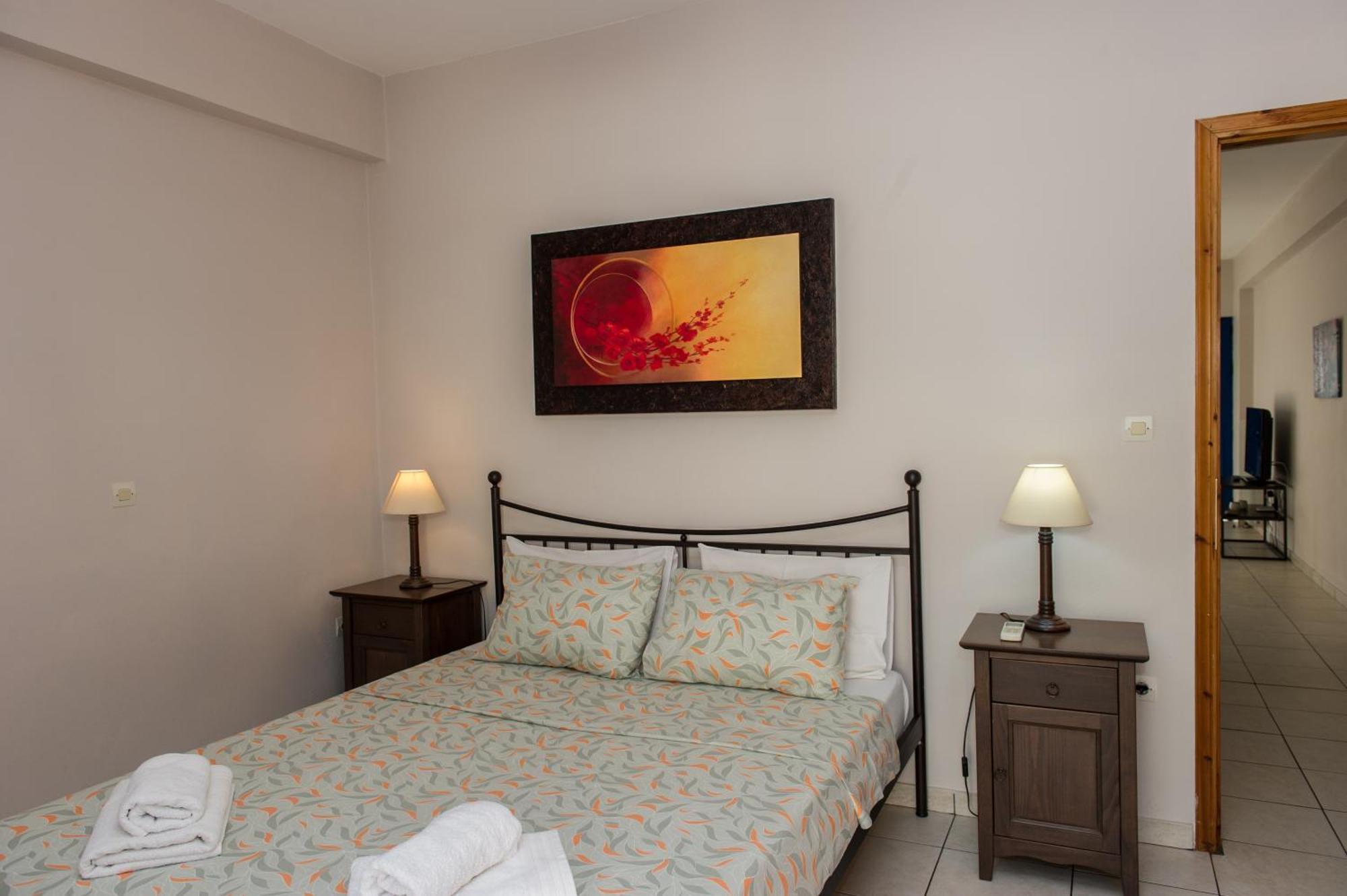 Kamari Blue Apartments カラマタ エクステリア 写真